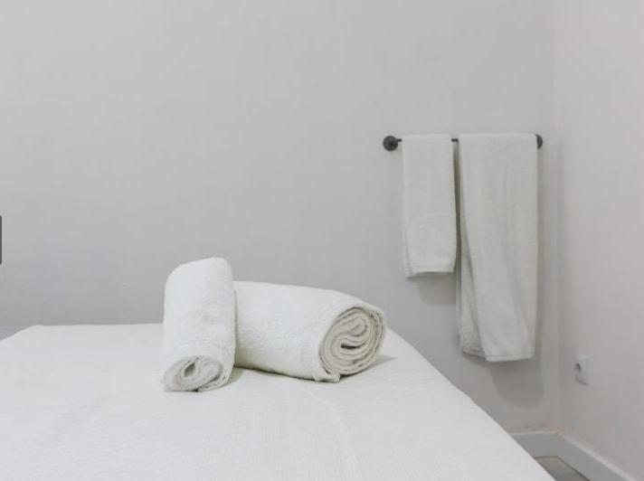 Nice, Cozy, Fcb Stadium,payment Parking Apartment *