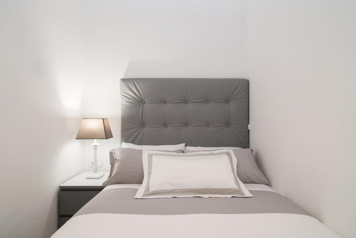 Nice, Cozy, Fcb Stadium,payment Parking Apartment Barcelona