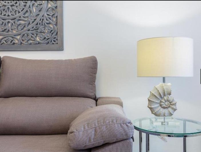 Nice, Cozy, Fcb Stadium,payment Parking Apartment *