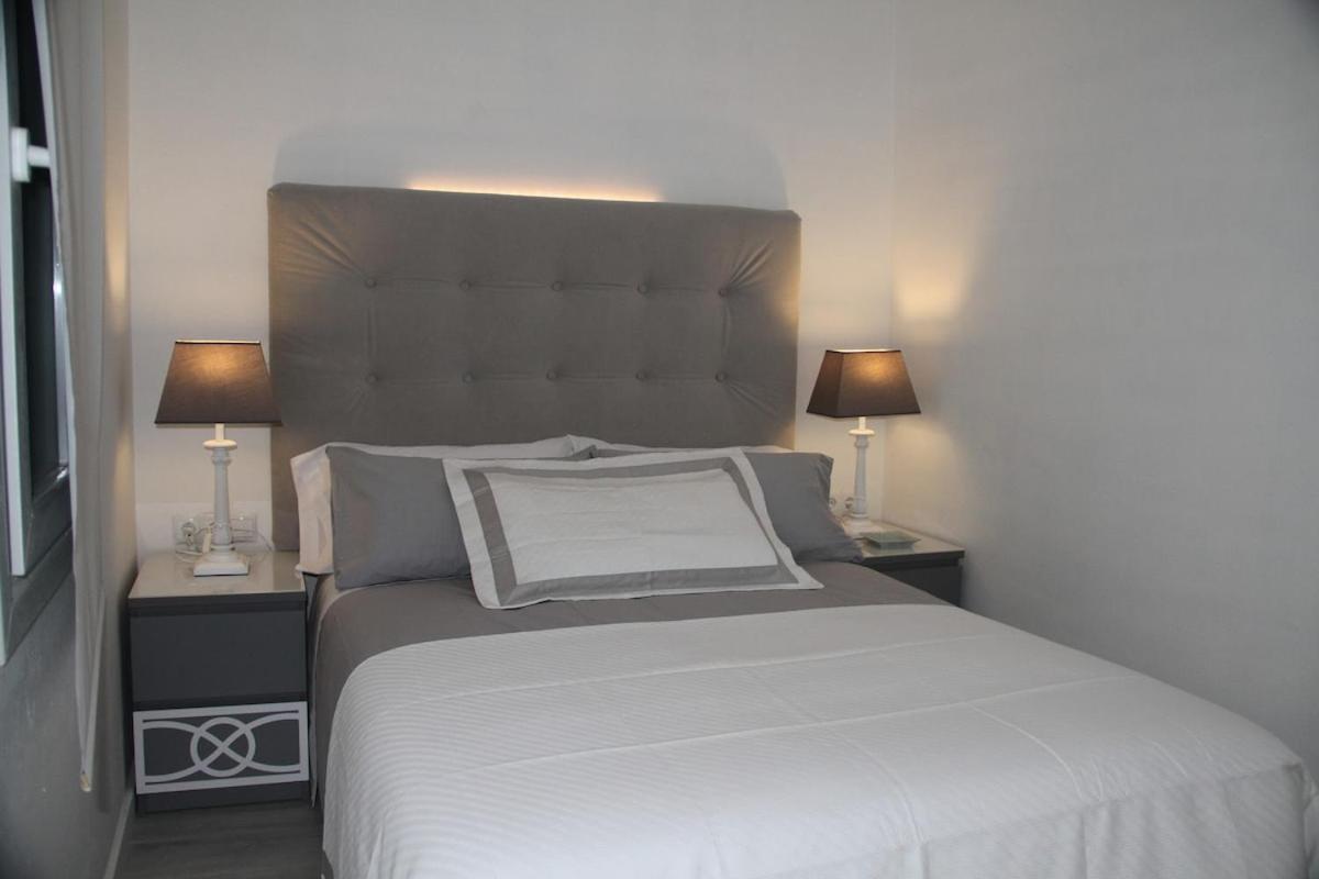 Apartment Nice, Cozy, Fcb Stadium,payment Parking *