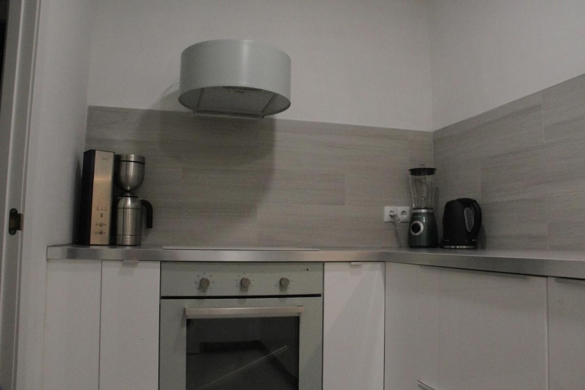Nice, Cozy, Fcb Stadium,payment Parking Apartment