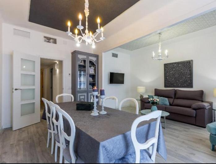 Nice, Cozy, Fcb Stadium,payment Parking * Barcelone